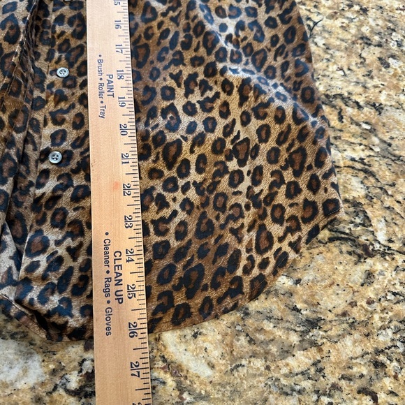 Lauren Ralph Lauren Women's Long-Sleeve Button Down Cotton Leopard Print Top sm - Picture 4 of 5
